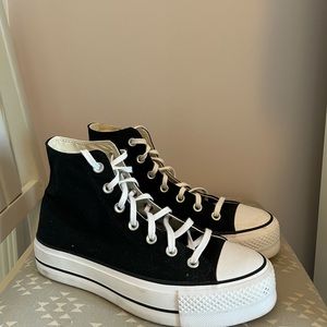 Chuck Taylor Platform Converse